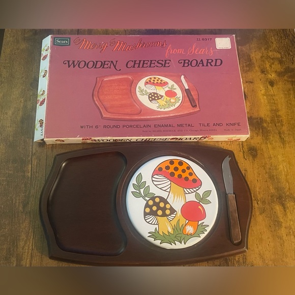 Sears Merry Mushroom Other - *EXTREMELY RARE SET* Authentic Vintage Sears Merry Mushroom Wooden Cheese Board